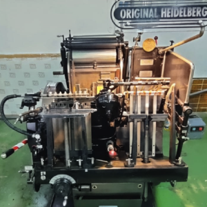 MAQUINARIA - TIPOGRAFIA- SEVILLA - LOTE 13