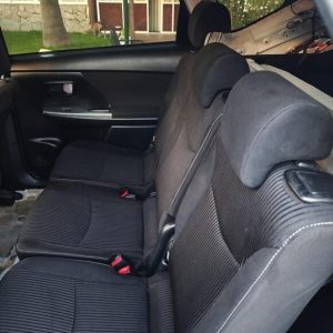 FOTOS TOYOTA PRIUS PLUS (4)