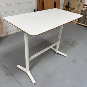 ESCRITORIO BLANCO (2)