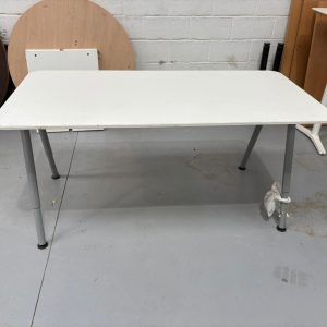 MESA BLANCA (2)