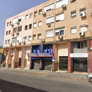 Vivienda en Calle Rafael Beca en Alcalá de Guadaíra (Sevilla)