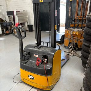 APILADOR ELÉCTRICO OM
